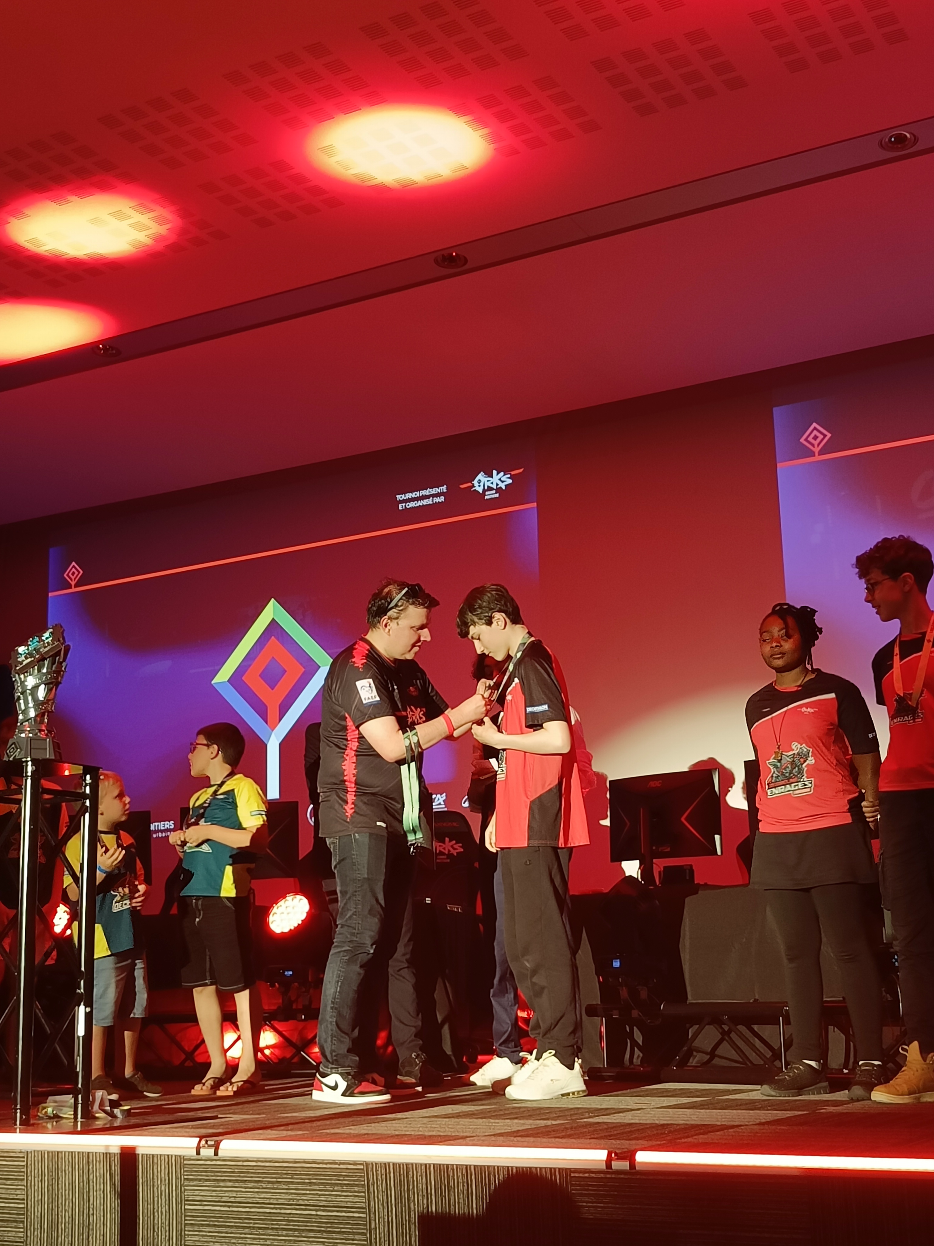 LCE tournoi final, distribution des médailles dans les clubs