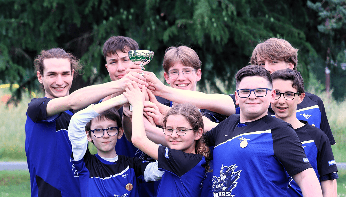 LCE 2024 gagnants les elfes noirs coupe
